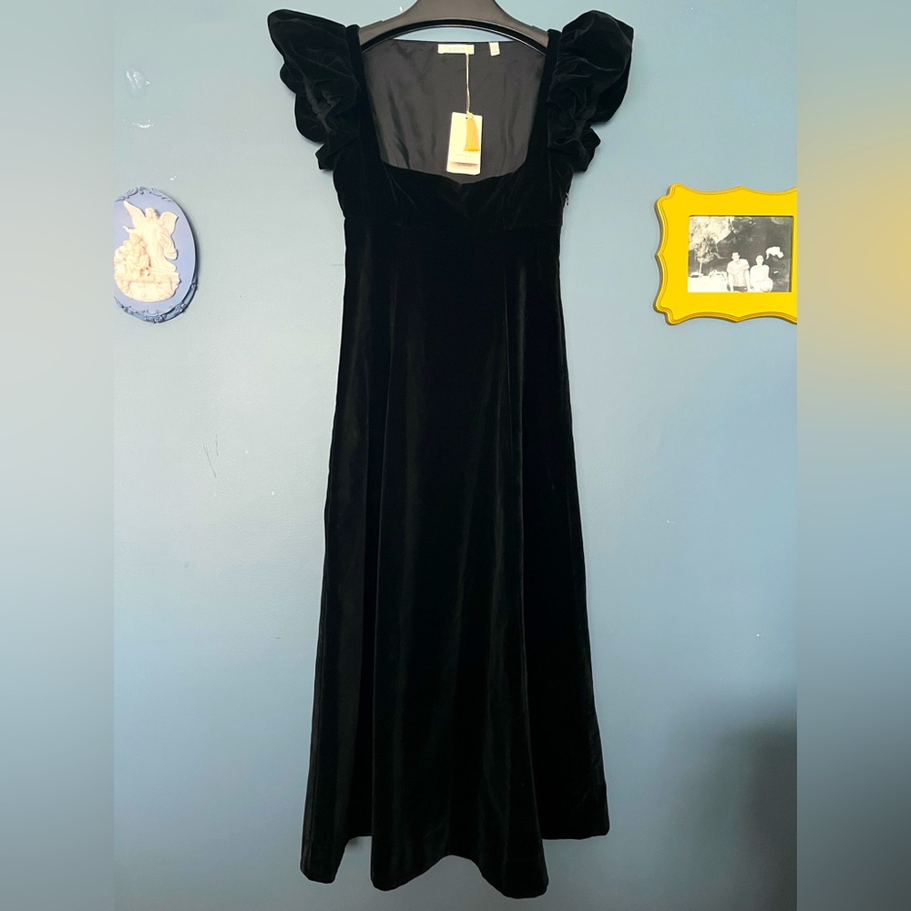 Doen⚡️Celestine Velvet Black Dress NWT Sold out everywhere!